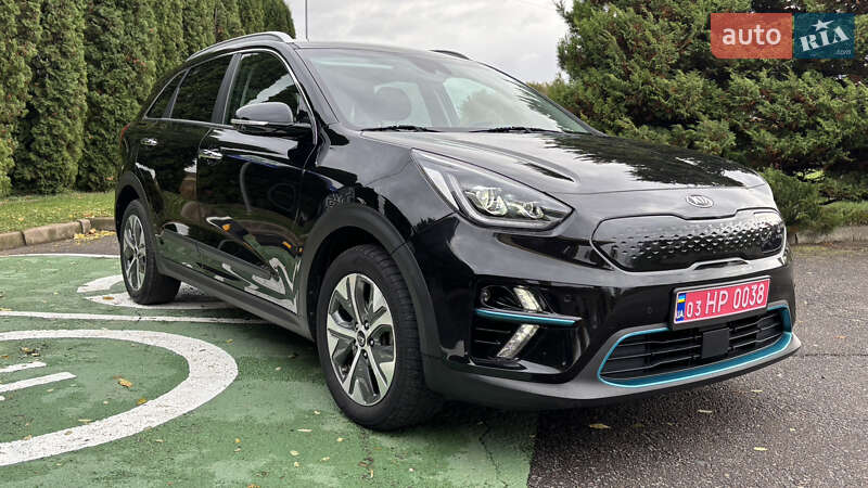 Внедорожник / Кроссовер Kia Niro 2020 в Млинове