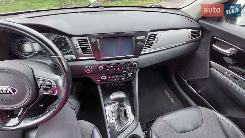 Внедорожник / Кроссовер Kia Niro 2018 в Тысменице фото 12 Внедорожник / Кроссовер Kia Niro 2018 в Тысменице