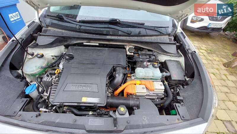 Внедорожник / Кроссовер Kia Niro 2018 в Тысменице фото 24 Внедорожник / Кроссовер Kia Niro 2018 в Тысменице