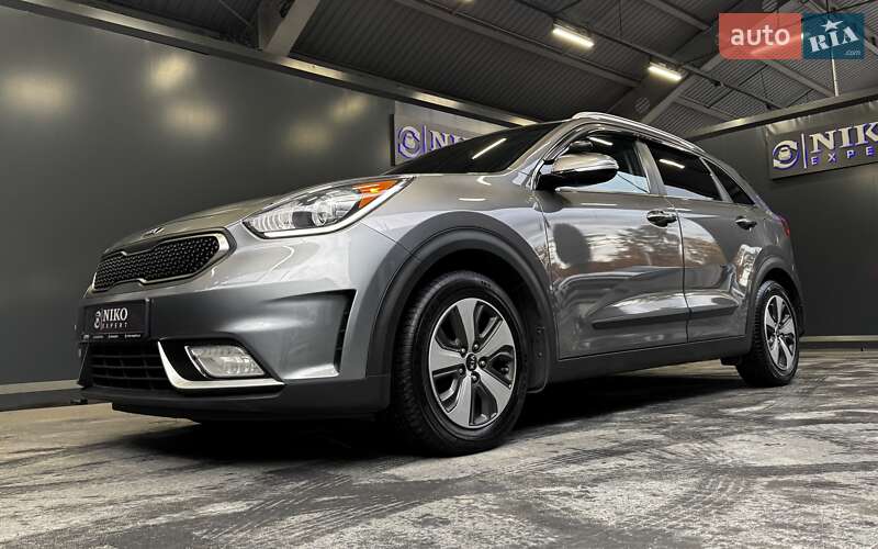 Внедорожник / Кроссовер Kia Niro 2017 в Киеве фото 7 Внедорожник / Кроссовер Kia Niro 2017 в Киеве
