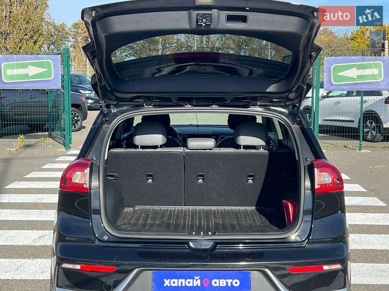 Позашляховик / Кросовер Kia Niro 2017 в Одесі фото 21 Позашляховик / Кросовер Kia Niro 2017 в Одесі