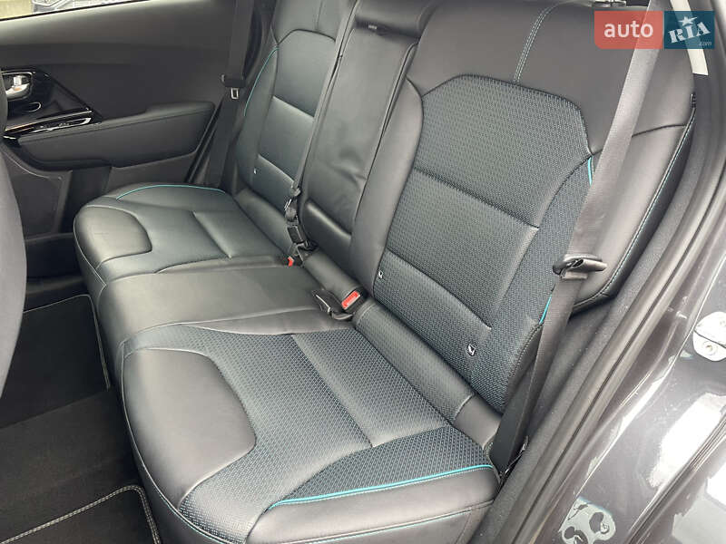 Внедорожник / Кроссовер Kia Niro 2021 в Луцке фото 24 Внедорожник / Кроссовер Kia Niro 2021 в Луцке