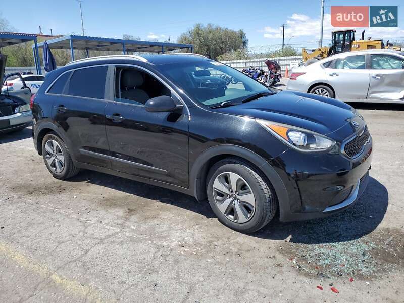 Внедорожник / Кроссовер Kia Niro 2017 в Львове фото 4 Внедорожник / Кроссовер Kia Niro 2017 в Львове