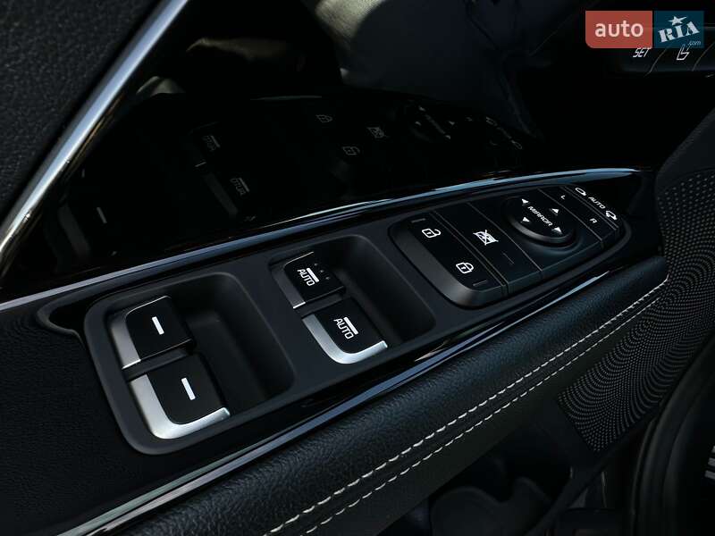 Внедорожник / Кроссовер Kia Niro 2021 в Львове