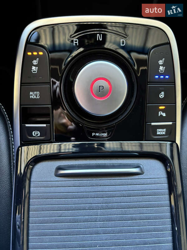 Позашляховик / Кросовер Kia Niro 2020 в Черкасах