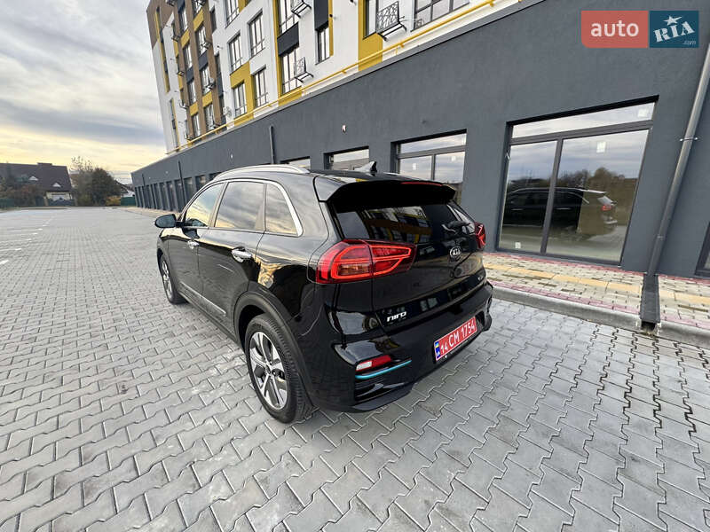 Внедорожник / Кроссовер Kia Niro 2020 в Луцке фото 8 Внедорожник / Кроссовер Kia Niro 2020 в Луцке