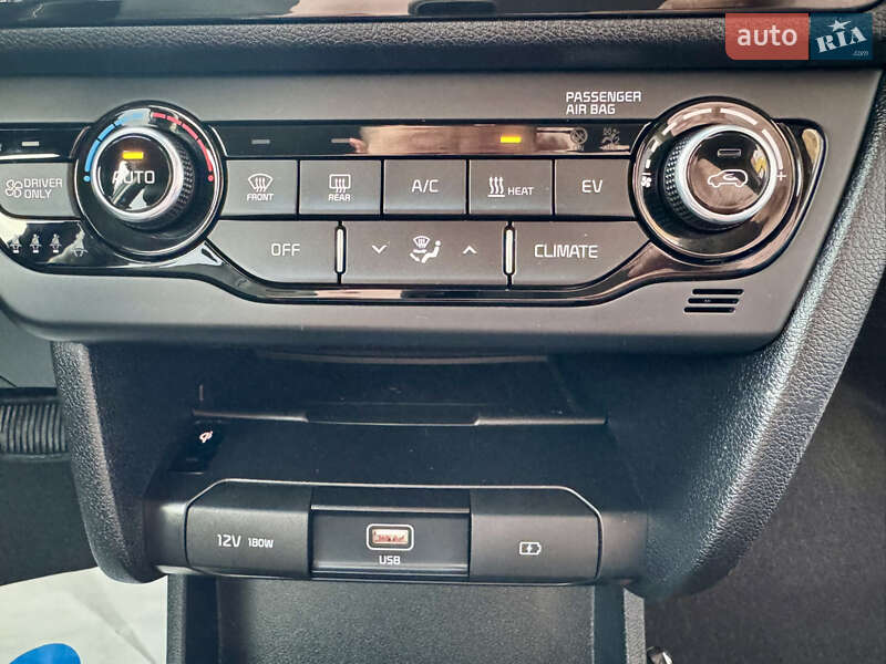 Внедорожник / Кроссовер Kia Niro 2020 в Луцке фото 50 Внедорожник / Кроссовер Kia Niro 2020 в Луцке