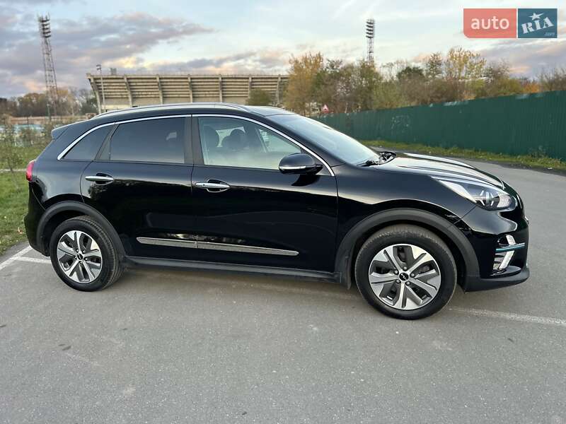 Внедорожник / Кроссовер Kia Niro 2021 в Ивано-Франковске