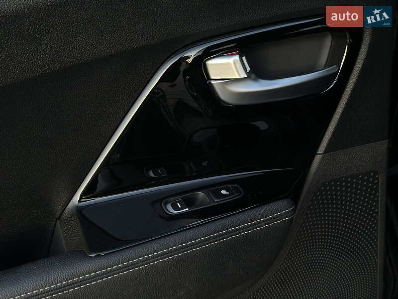 Позашляховик / Кросовер Kia Niro 2019 в Рівному