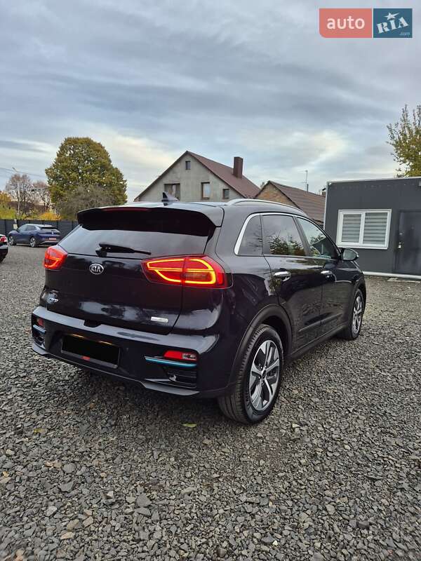 Внедорожник / Кроссовер Kia Niro 2020 в Луцке фото 5 Внедорожник / Кроссовер Kia Niro 2020 в Луцке