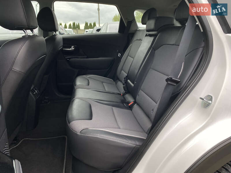 Внедорожник / Кроссовер Kia Niro 2020 в Львове