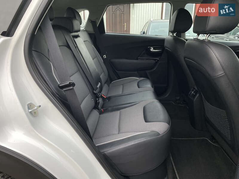 Внедорожник / Кроссовер Kia Niro 2020 в Львове