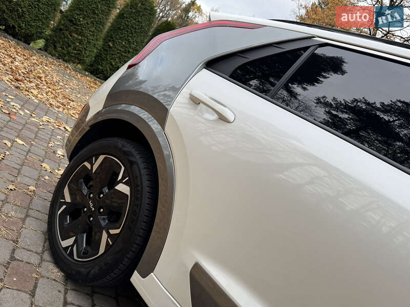 Внедорожник / Кроссовер Kia Niro 2023 в Дрогобыче