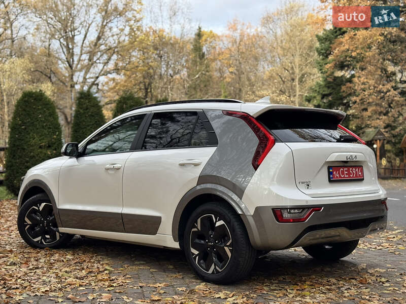 Внедорожник / Кроссовер Kia Niro 2023 в Дрогобыче