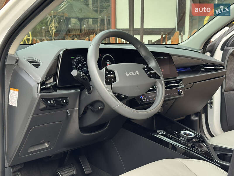 Внедорожник / Кроссовер Kia Niro 2023 в Дрогобыче