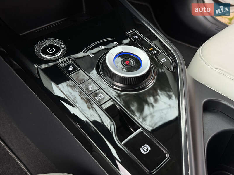 Внедорожник / Кроссовер Kia Niro 2023 в Дрогобыче