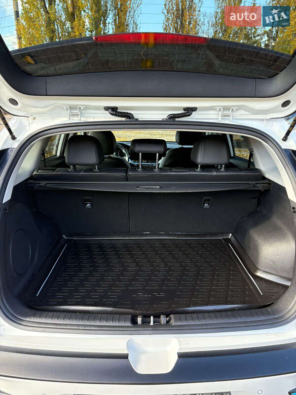 Позашляховик / Кросовер Kia Niro 2020 в Києві фото 25 Позашляховик / Кросовер Kia Niro 2020 в Києві