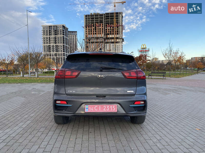 Внедорожник / Кроссовер Kia Niro 2019 в Львове фото 6 Внедорожник / Кроссовер Kia Niro 2019 в Львове