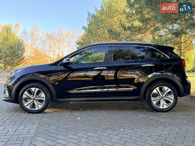 Внедорожник / Кроссовер Kia Niro 2022 в Дрогобыче