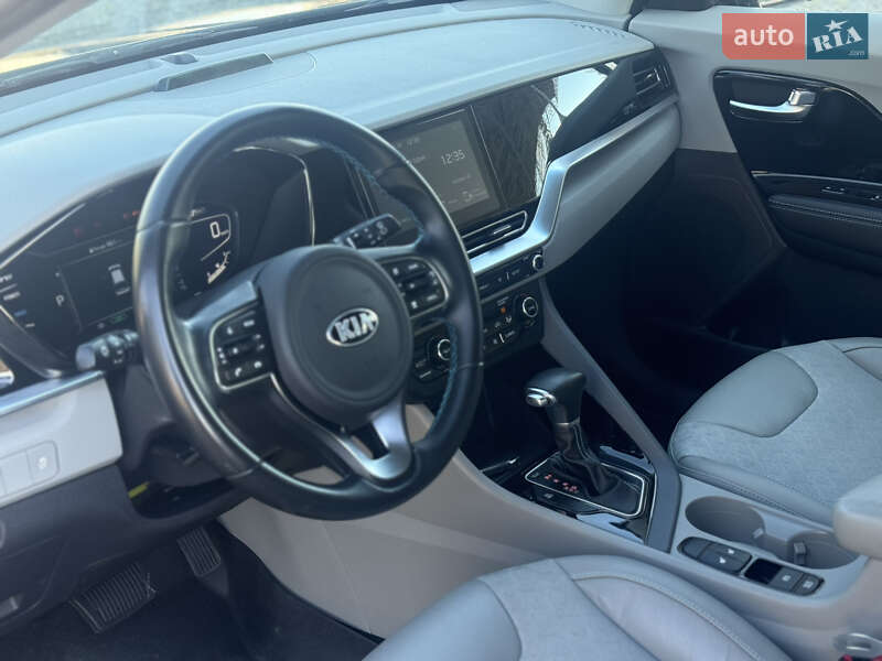Позашляховик / Кросовер Kia Niro 2020 в Львові