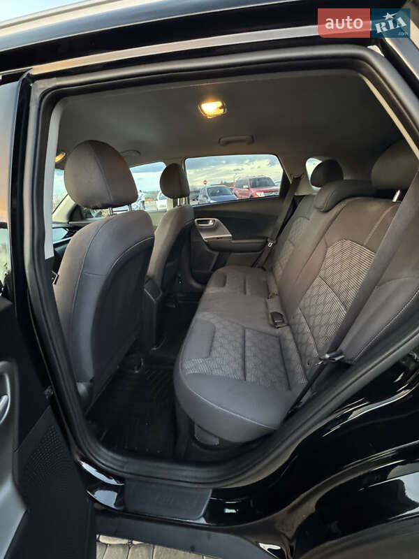 Позашляховик / Кросовер Kia Niro 2021 в Харкові