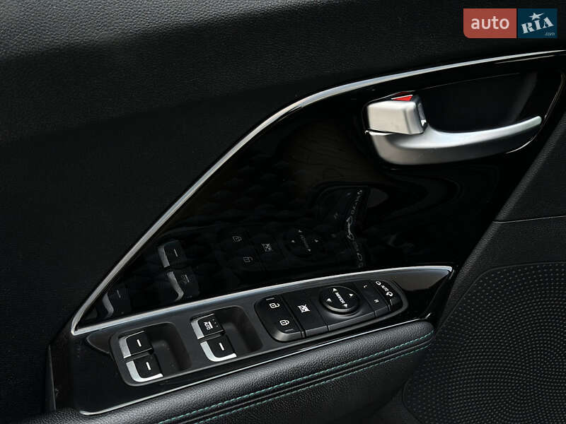 Внедорожник / Кроссовер Kia Niro 2022 в Ровно