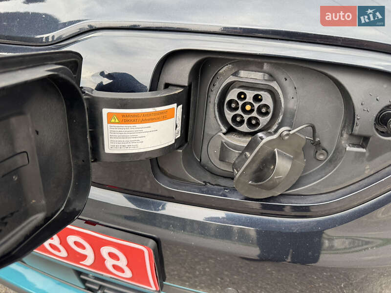 Внедорожник / Кроссовер Kia Niro 2020 в Дубно