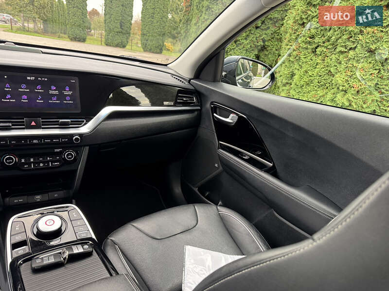 Внедорожник / Кроссовер Kia Niro 2020 в Дубно