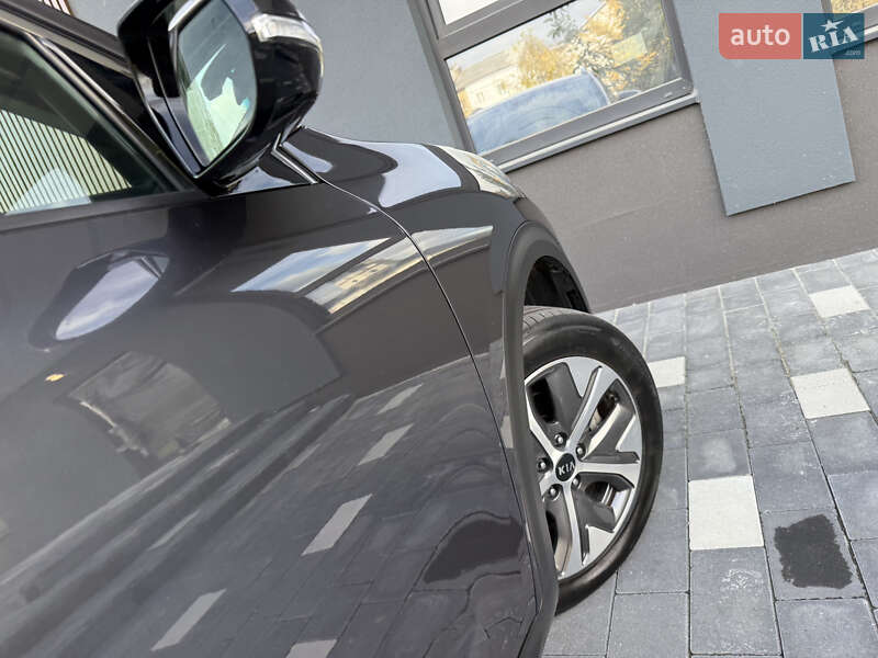 Внедорожник / Кроссовер Kia Niro 2020 в Дрогобыче фото 43 Внедорожник / Кроссовер Kia Niro 2020 в Дрогобыче