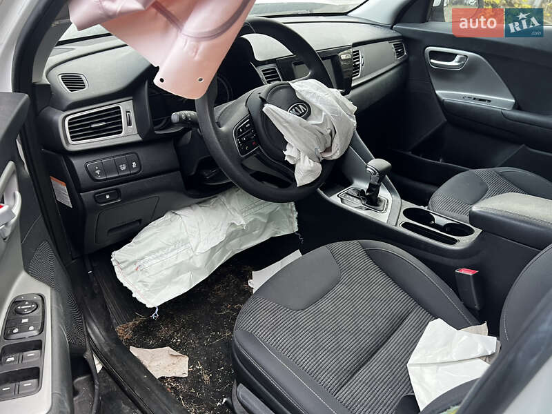 Внедорожник / Кроссовер Kia Niro 2019 в Днепре фото 11 Внедорожник / Кроссовер Kia Niro 2019 в Днепре