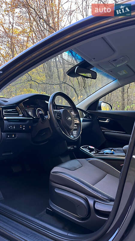 Позашляховик / Кросовер Kia Niro 2020 в Тернополі