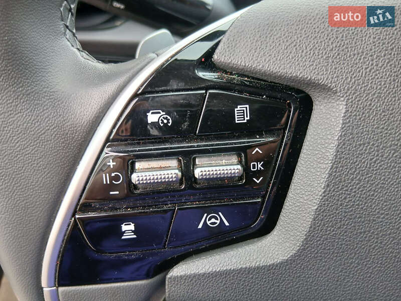 Внедорожник / Кроссовер Kia Niro 2023 в Ирпене