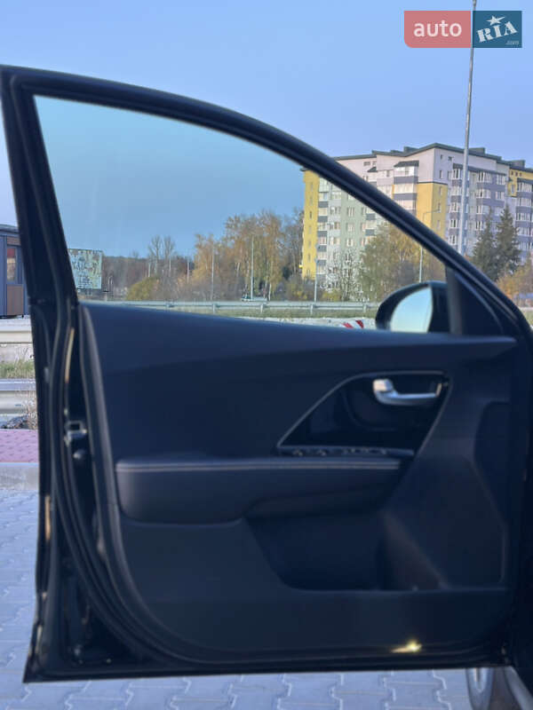 Внедорожник / Кроссовер Kia Niro 2020 в Тернополе фото 34 Внедорожник / Кроссовер Kia Niro 2020 в Тернополе