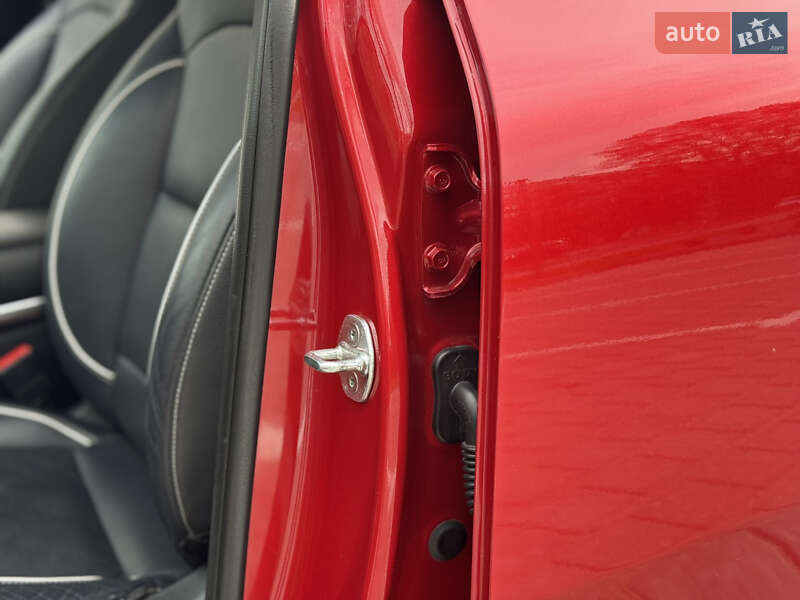 Внедорожник / Кроссовер Kia Niro 2019 в Ровно фото 35 Внедорожник / Кроссовер Kia Niro 2019 в Ровно