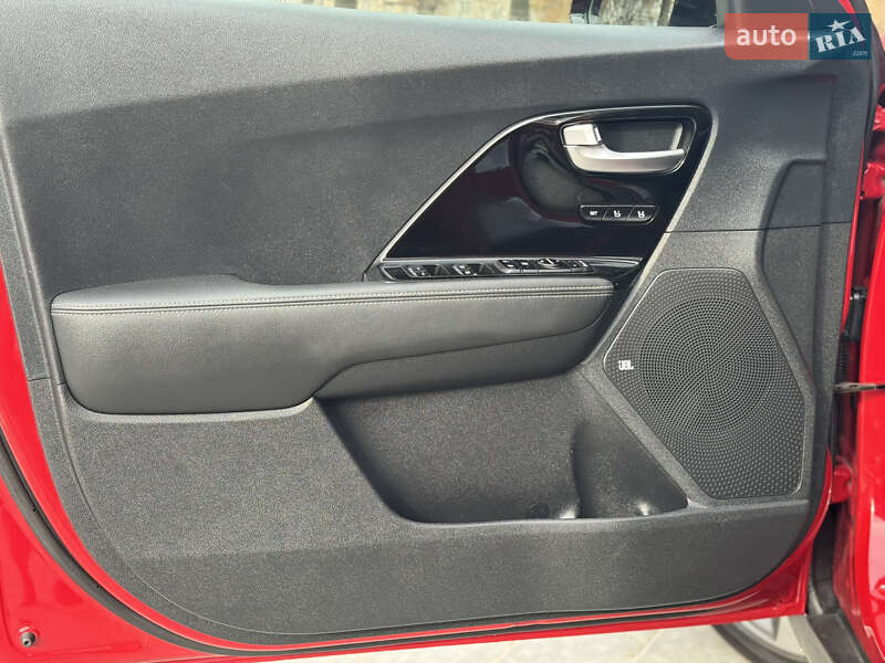 Внедорожник / Кроссовер Kia Niro 2019 в Ровно фото 47 Внедорожник / Кроссовер Kia Niro 2019 в Ровно