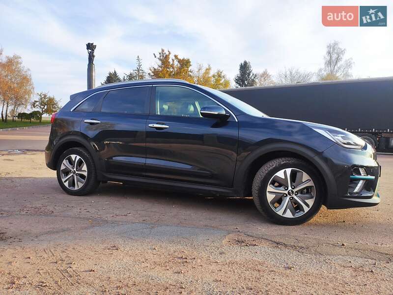 Внедорожник / Кроссовер Kia Niro 2020 в Житомире