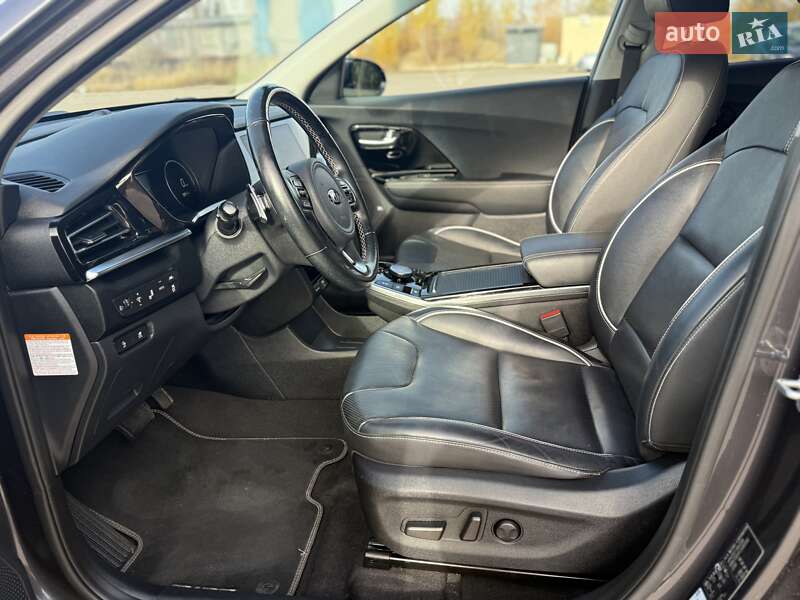 Внедорожник / Кроссовер Kia Niro 2020 в Ровно