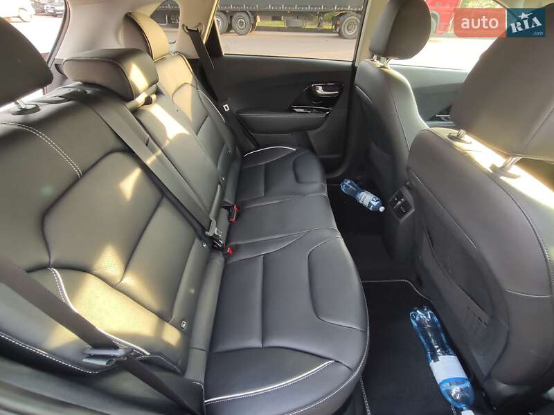 Внедорожник / Кроссовер Kia Niro 2020 в Житомире