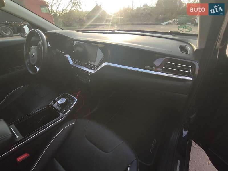 Внедорожник / Кроссовер Kia Niro 2020 в Житомире