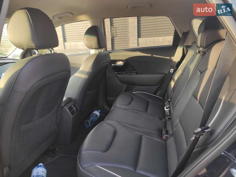 Внедорожник / Кроссовер Kia Niro 2020 в Житомире