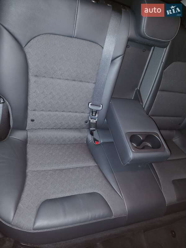 Позашляховик / Кросовер Kia Niro 2019 в Харкові