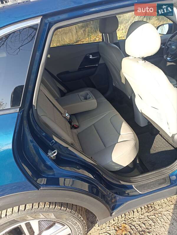 Внедорожник / Кроссовер Kia Niro 2022 в Днепре фото 6 Внедорожник / Кроссовер Kia Niro 2022 в Днепре