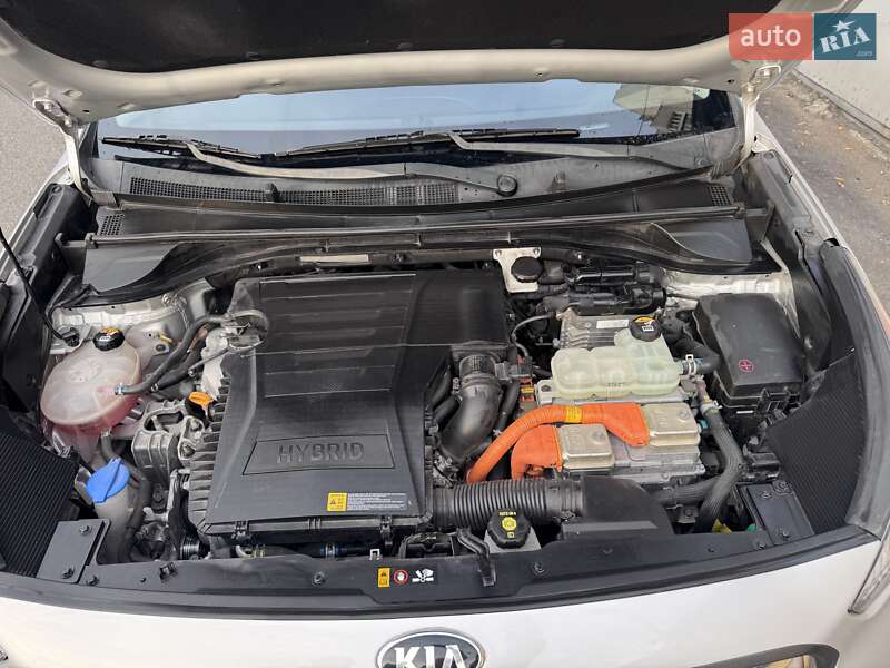 Внедорожник / Кроссовер Kia Niro 2018 в Киеве