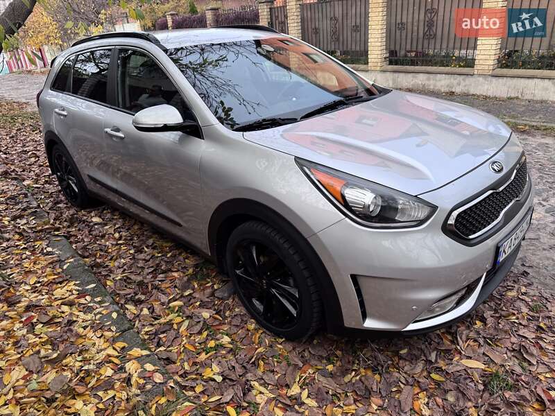 Внедорожник / Кроссовер Kia Niro 2018 в Киеве