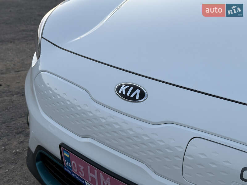 Внедорожник / Кроссовер Kia Niro 2020 в Новой Ушице