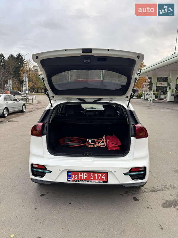 Внедорожник / Кроссовер Kia Niro 2020 в Волочиске