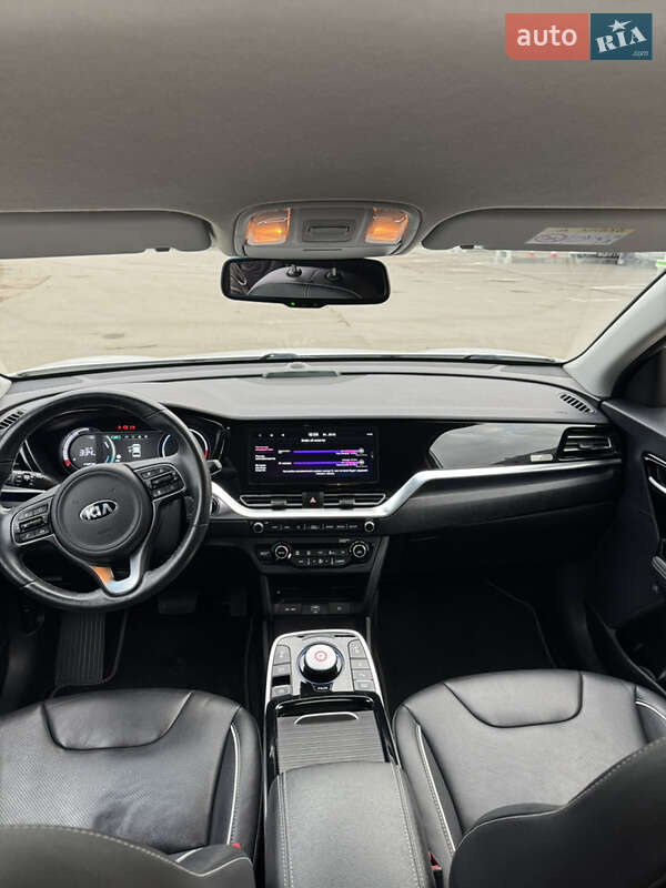 Внедорожник / Кроссовер Kia Niro 2020 в Волочиске