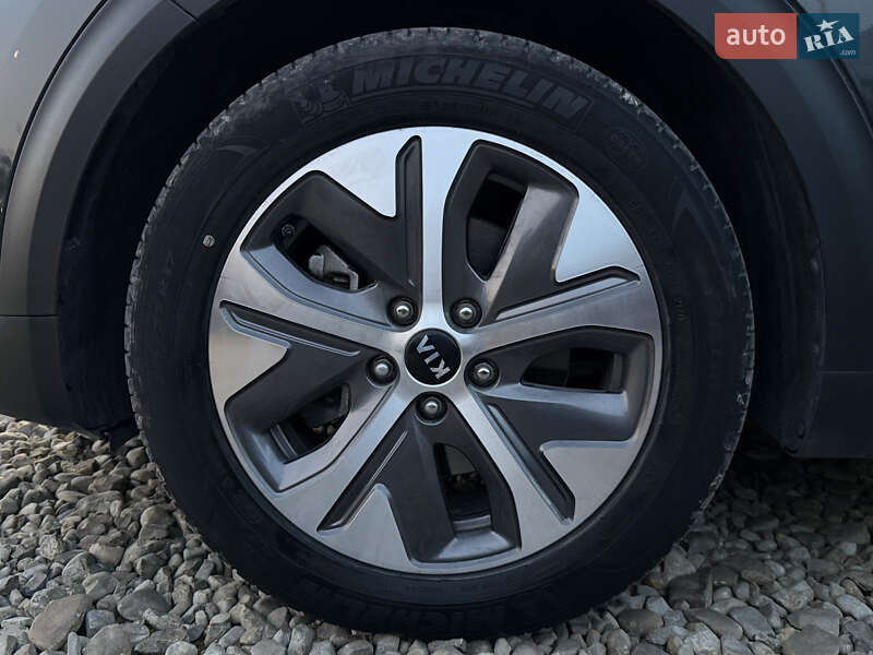 Внедорожник / Кроссовер Kia Niro 2021 в Львове