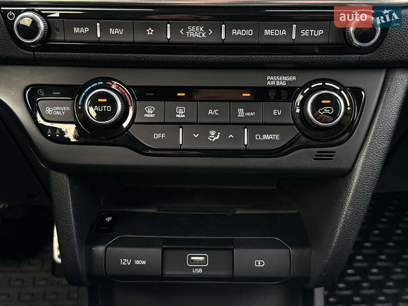 Внедорожник / Кроссовер Kia Niro 2021 в Львове