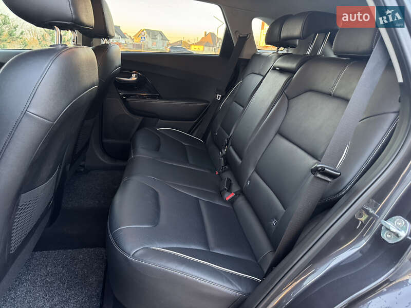 Внедорожник / Кроссовер Kia Niro 2021 в Луцке